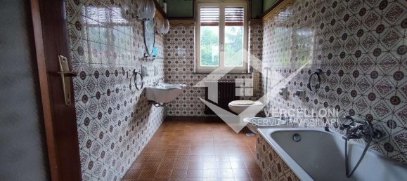 6 rooms House in Barengo, Italy No. 149588 32