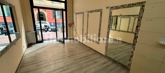 1 room Commercial property in Genoa, Italy No. 329986 10