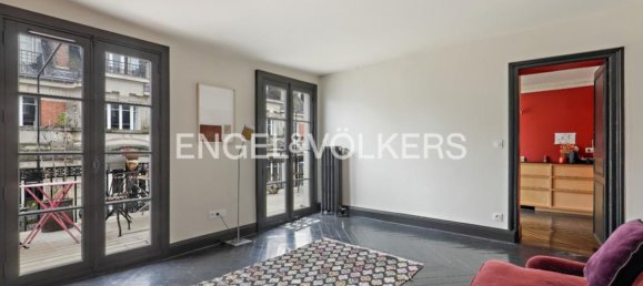 2 bedrooms Apartment in Paris, France No. 151565 2