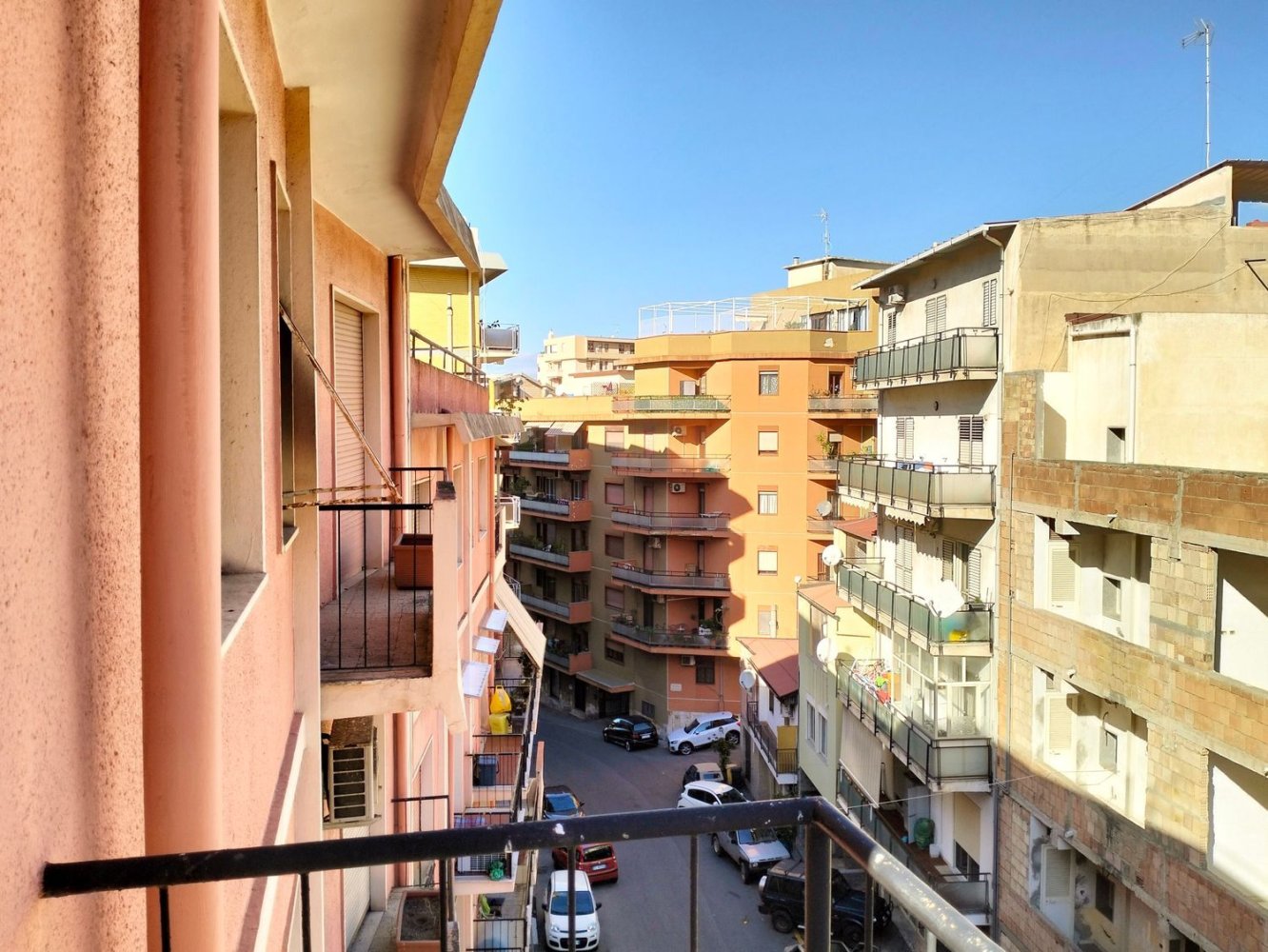 4-Zimmer Wohnung in Reggio Calabria, Italy, Nr. 166949