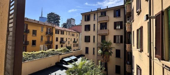 2 bedrooms Apartment in Milan, Italy No. 247686 23