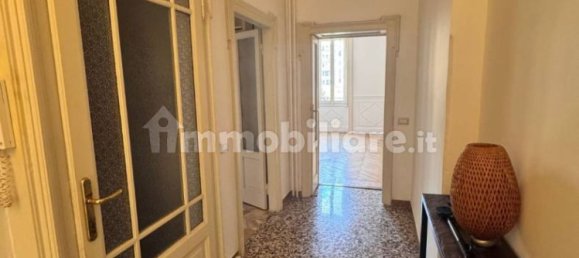 2 bedrooms Apartment in Milan, Italy No. 247686 4