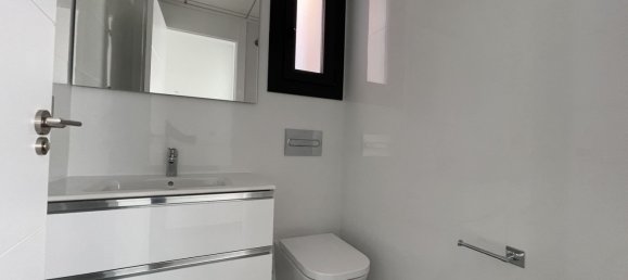 3 bedrooms House in Torrevieja, Spain No. 11829 12