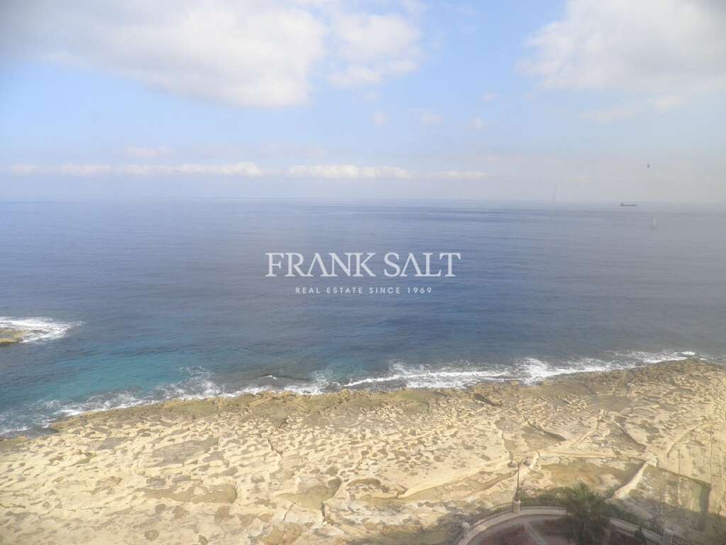 23m² Office in Sliema, Malta No. 12862