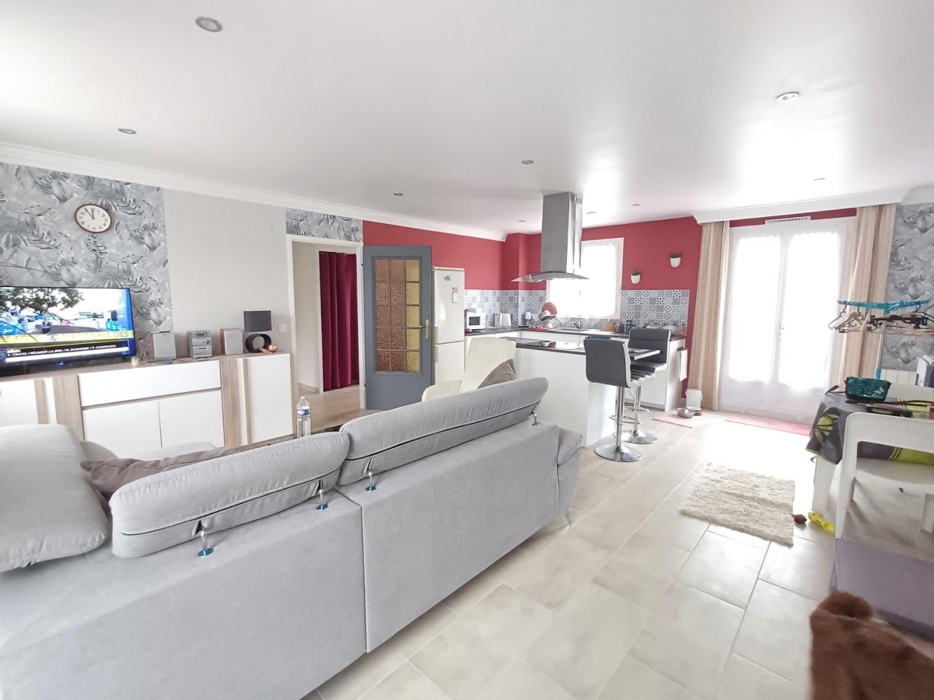 2 bedrooms House in Epernon, France No. 218631