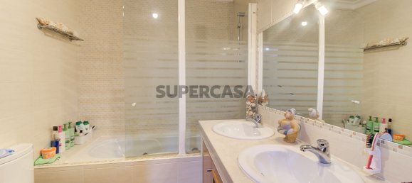 Дом с 4 спальнями в Монте Горду, Португалия № 154208 26