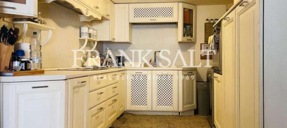 Apartamento de 2 dormitorios en Sliema, Malta No. 8879 3