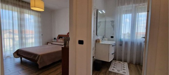 Casa de 4 dormitorios en Briga Novarese, Italy No. 359406 21