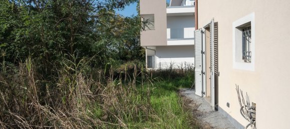 3-salle Appartement à Inzago, Italy No. 184873 11