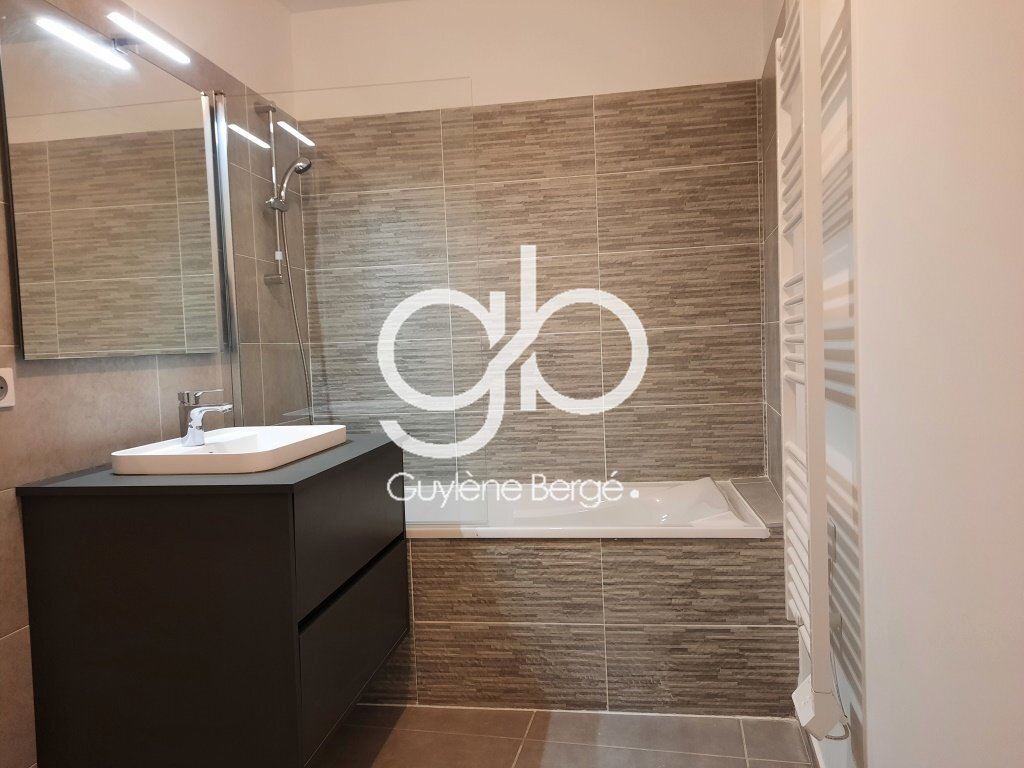 2 bedrooms Apartment in Montpellier, France No. 296630