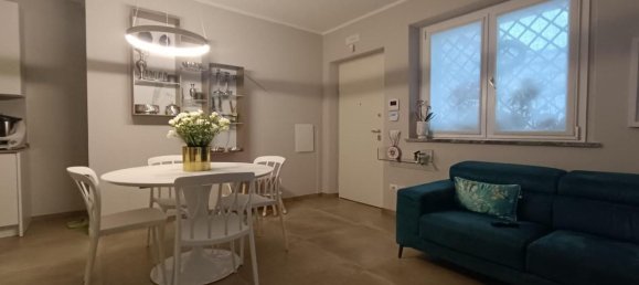 Квартира с 3 комнатами в Каррара, Италия № 38903 9