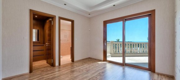 5 bedrooms Villa in Limassol, Cyprus No. 12724 7