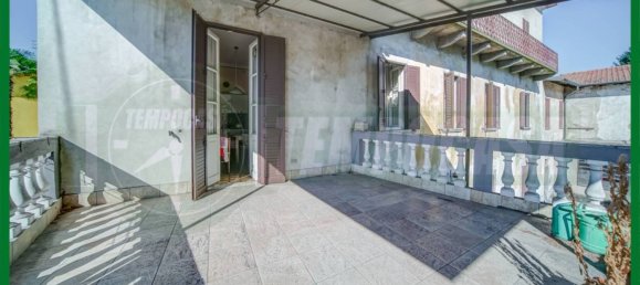 2 bedrooms Apartment in Varese, Italy No. 312504 8