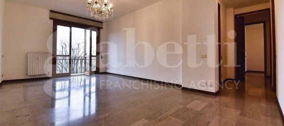 3 bedrooms Apartment in Vedano al Lambro, Italy No. 27879 4