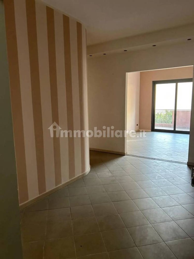 Büro in Siderno, Italy 120m², Nr. 342995