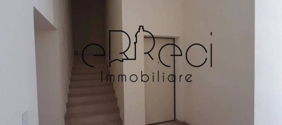 3 Schlafzimmer Wohnung in Curtatone, Italy, Nr. 346776 12