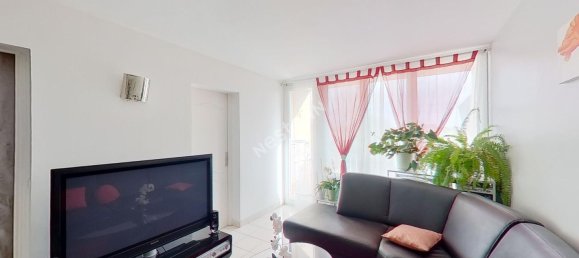 3 bedrooms Apartment in Saint-Ouen-l'Aumone, France No. 180559 4