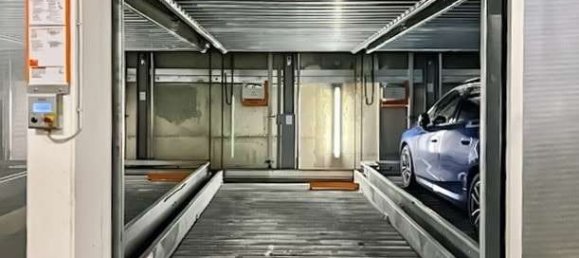 Parking in Munich, Germany No. 281318 4