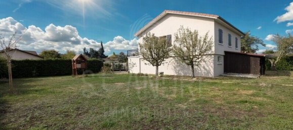 Вилла с 4 спальнями в Сент-Этьенн-де-Сен-Жуар, Франция № 330945 2