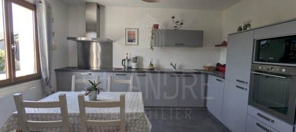 Вилла с 4 спальнями в Сент-Этьенн-де-Сен-Жуар, Франция № 330945 9