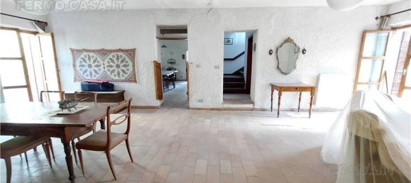 4 rooms House in Monterubbiano, Italy No. 158920 9