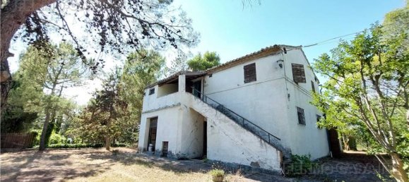 4 rooms House in Monterubbiano, Italy No. 158920 4