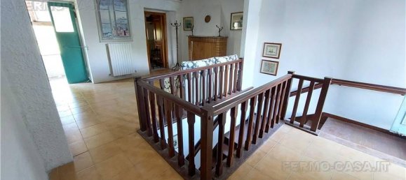 4 rooms House in Monterubbiano, Italy No. 158920 16