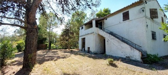 4 rooms House in Monterubbiano, Italy No. 158920 5