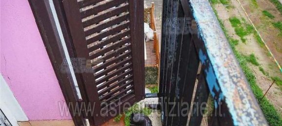 3 Schlafzimmer Wohnung in Rome, Italy, Nr. 348469 2