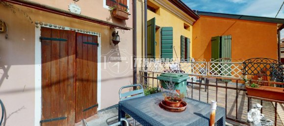 Apartamento de 3 habitaciónes en Castel d'Ario, Italy No. 132268 3