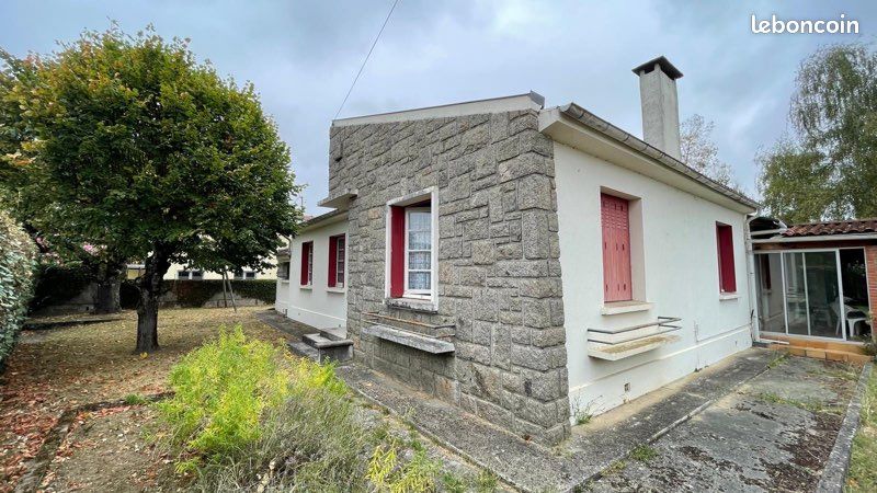 Casa de 4 dormitorios en Pamiers, France No. 341773