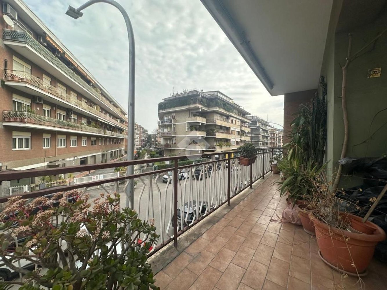 5 bedrooms Apartment in Rome, Italy No. 340862