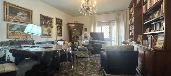 5 bedrooms Apartment in Rome, Italy No. 340862 7