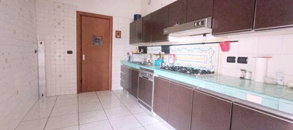 4-Zimmer Wohnung in Battipaglia, Italy, Nr. 278145 5