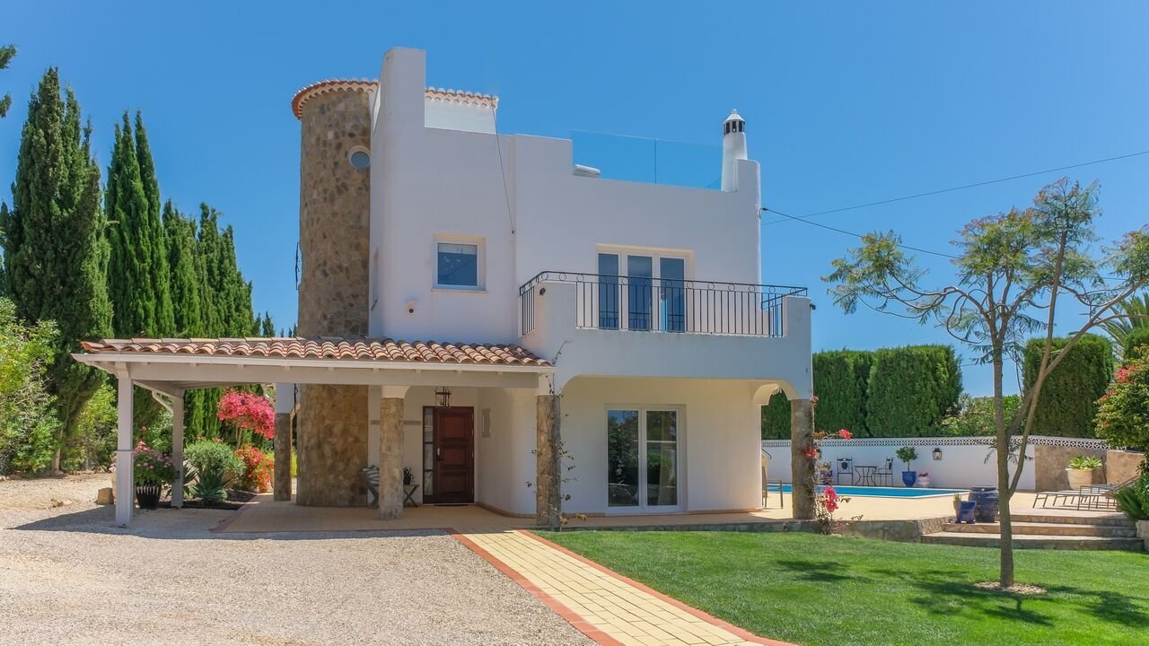 Вилла с 3 спальнями в Луш, Португалия № 138994