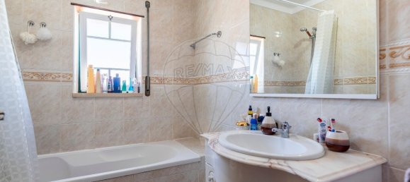 Casa de 3 dormitorios en Torres Vedras, Portugal No. 50815 2