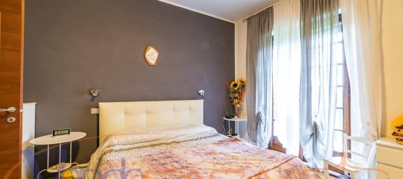 2 bedrooms Apartment in Cherasco, Italy No. 294047 13