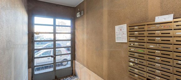 Studio in Milan, Italy No. 243945 17