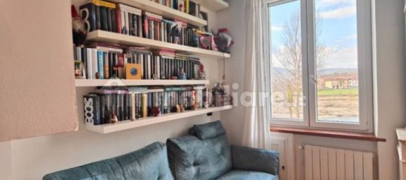 2 bedrooms Apartment in Aulla, Italy No. 221227 3