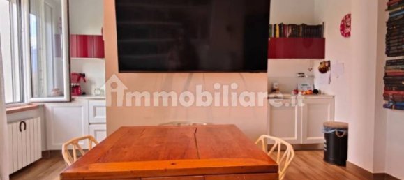 2 bedrooms Apartment in Aulla, Italy No. 221227 4