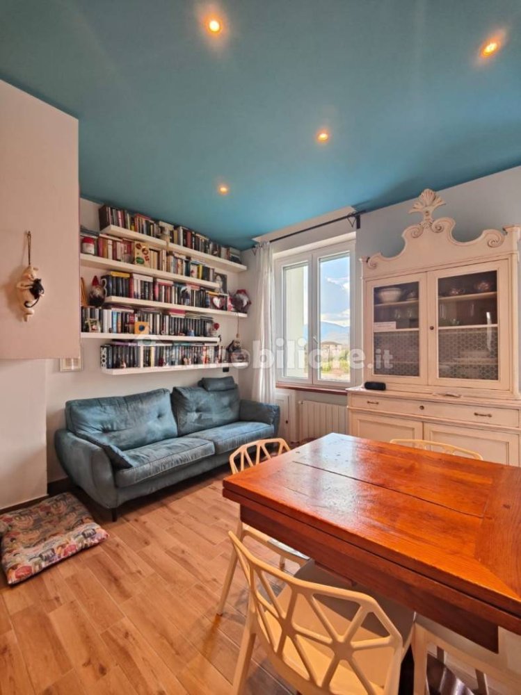 2 bedrooms Apartment in Aulla, Italy No. 221227