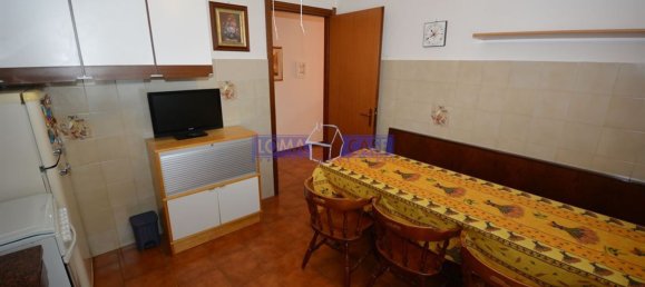2 rooms Apartment in Lomagna, Italy No. 274089 11