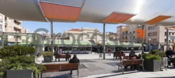 3 bedrooms Apartment in L'Hospitalet de Llobregat, Spain No. 182541 10