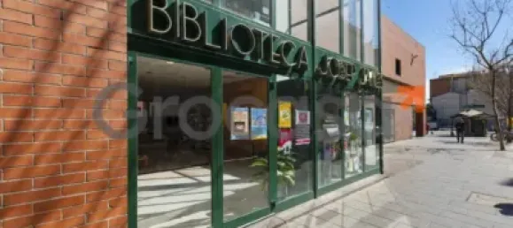 3 bedrooms Apartment in L'Hospitalet de Llobregat, Spain No. 182541 12