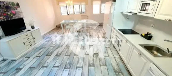 3 bedrooms Apartment in L'Hospitalet de Llobregat, Spain No. 182541 13