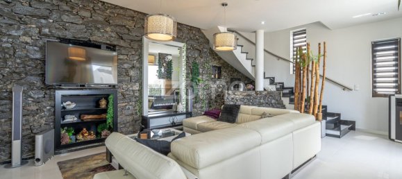 3 bedrooms House in Calheta, Portugal No. 146071 32