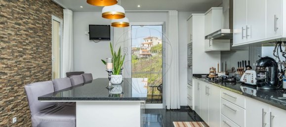 3 bedrooms House in Camara de Lobos, Portugal No. 183211 12