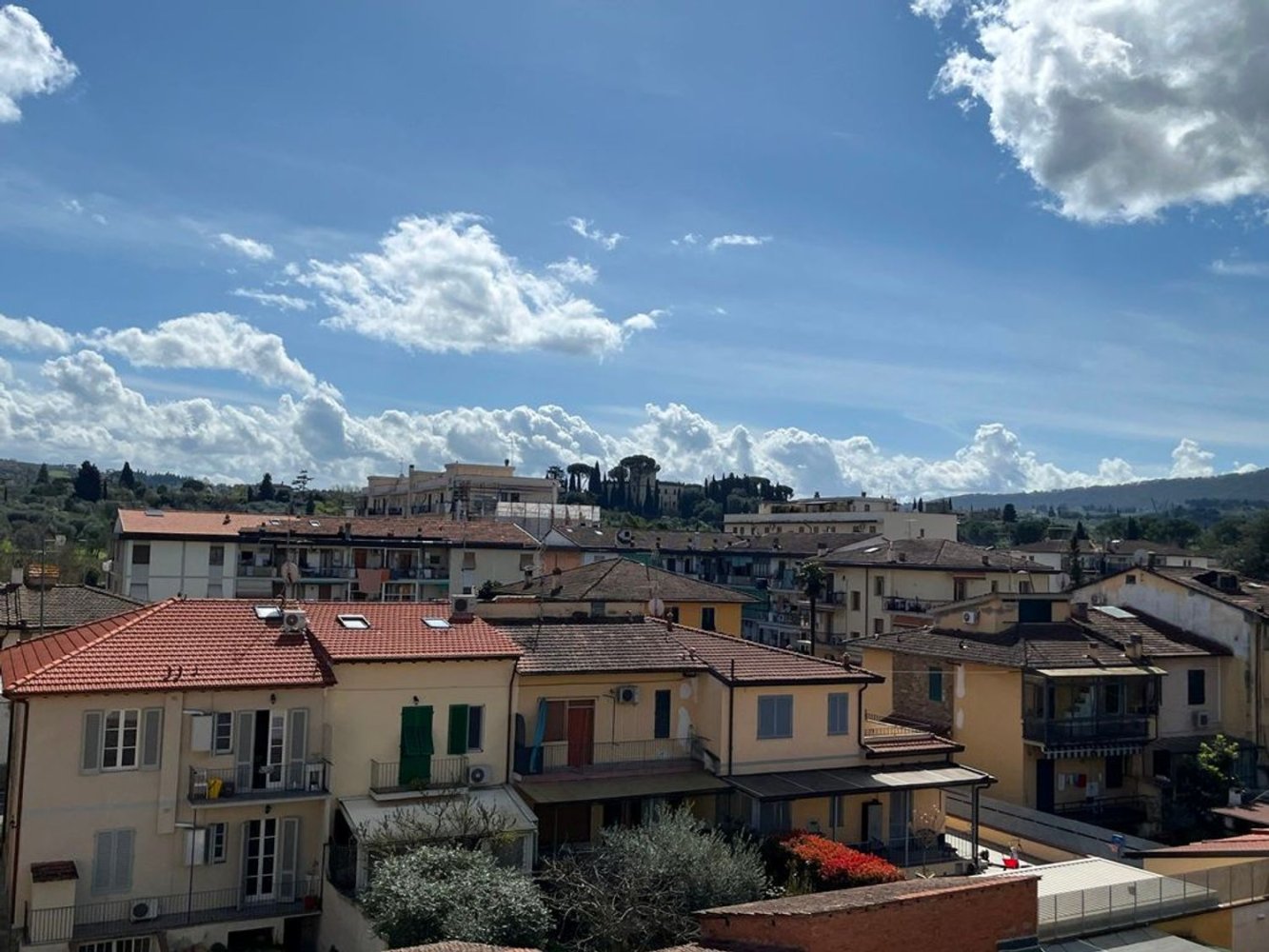 6 rooms Apartment in Scandicci, Italy No. 48286