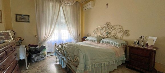 6 rooms Apartment in Scandicci, Italy No. 48286 18