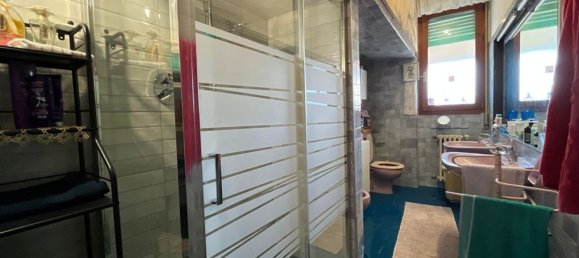 6 rooms Apartment in Scandicci, Italy No. 48286 10